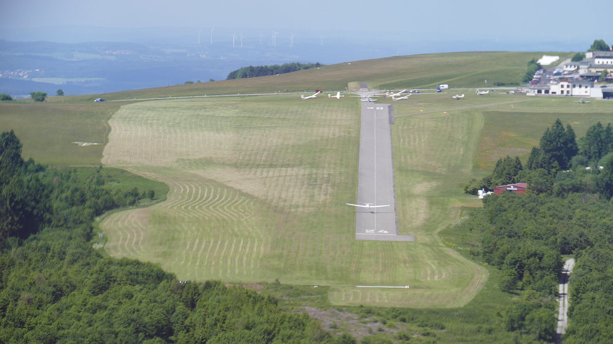 Trzy osoby nie żyją po nieudanym lądowaniu samolotu Cessna