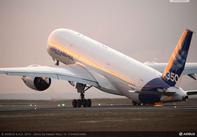 British Airways A350 uszkodzony podczas uderzenia w ogonem o pas na lotnisku Heathrow