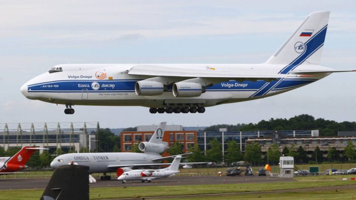 Rosyjski Wołga-Dniepr Antonow An-124 skonfiskowany w Kanadzie